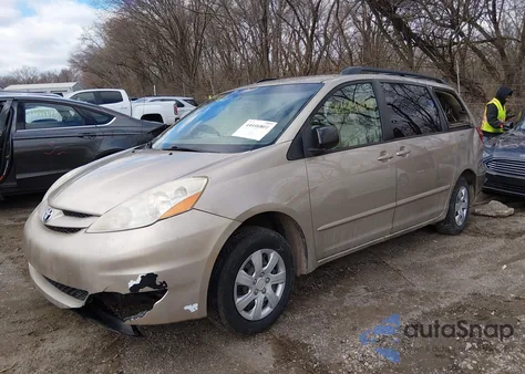 2008 Toyota Sienna Le z USA, uszkodzony, nr VIN 5TDZK23C48S121772